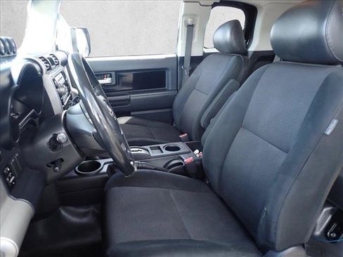 Used 2008 Toyota FJ Cruiser 4WD image 11