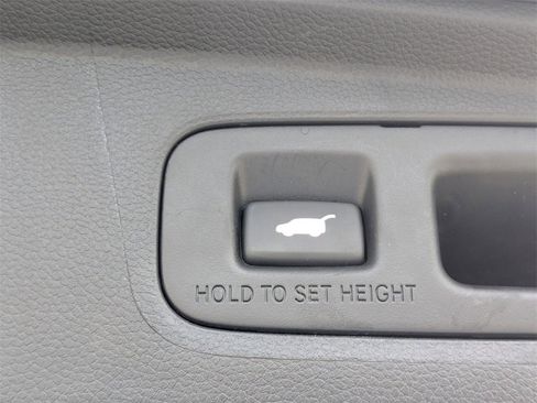 Used 2025 Honda CR-V EX-L image 31