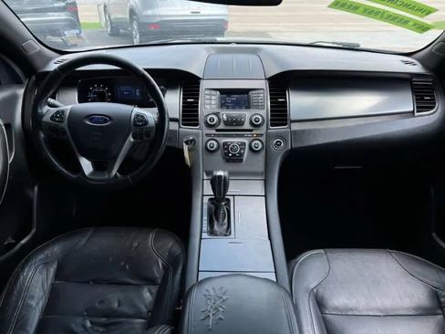 Used 2014 Ford Taurus SEL image 15