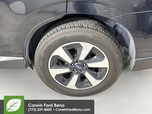 Used 2017 Subaru Forester 2.5i Premium image 29