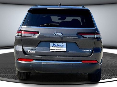Used 2023 Jeep Grand Cherokee L Limited image 5
