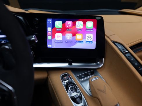 Used 2020 Chevrolet Corvette Stingray Premium Cpe w/ 3LT Preferred Equipment Group image 8