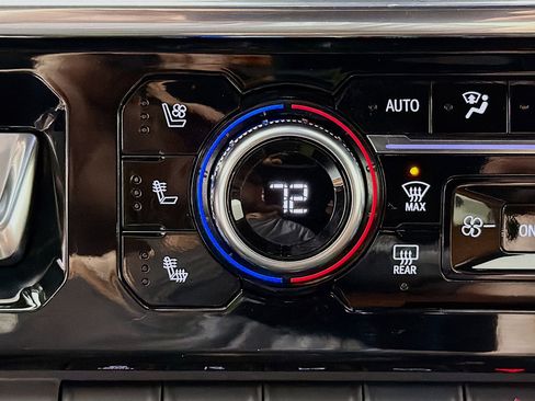 Used 2025 GMC Sierra 2500 Denali Ultimate w/ Max Trailering Package image 24