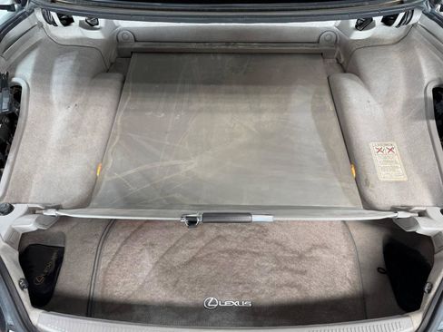 Used 2004 Lexus SC 430 Convertible RWD image 36
