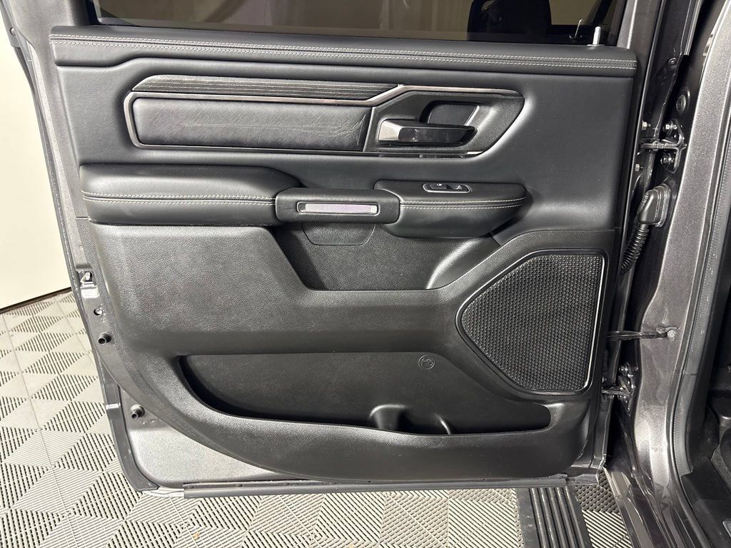 Used 2022 RAM 1500 Limited w/ Trailer Tow Group AWD/4WD image 45