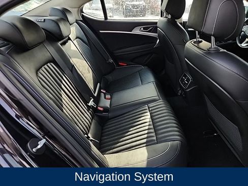 Used 2022 Genesis G70 3.3T image 6