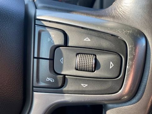 Used 2019 Chevrolet Silverado 1500 LT Trail Boss w/ Convenience Package AWD/4WD image 22