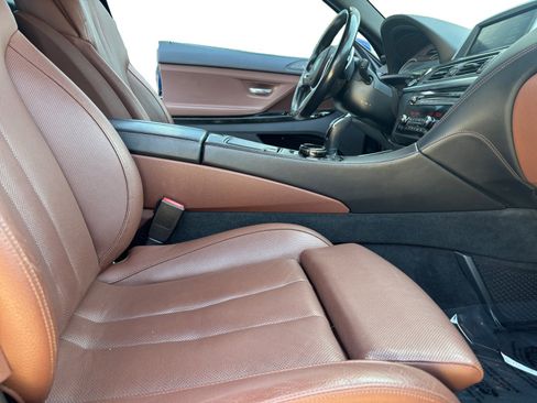 Used 2015 BMW 640i Convertible image 15