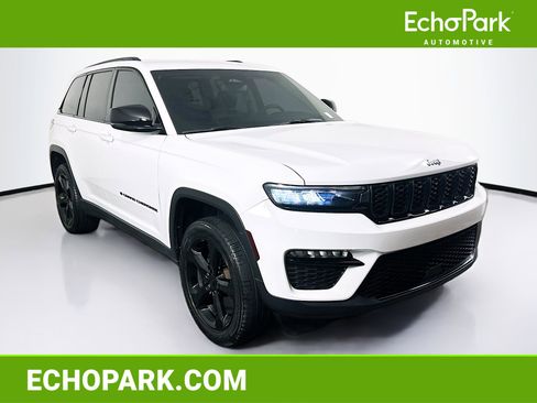 Used 2023 Jeep Grand Cherokee Limited w/ Black Appearance Package image 1