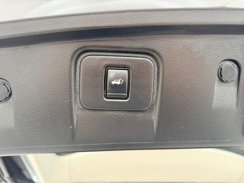 Used 2021 Nissan Murano SL w/ SL Moonroof Package image 14