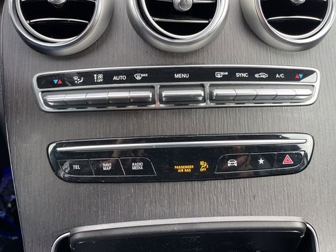 Used 2020 Mercedes-Benz GLC 300 4MATIC Coupe image 16