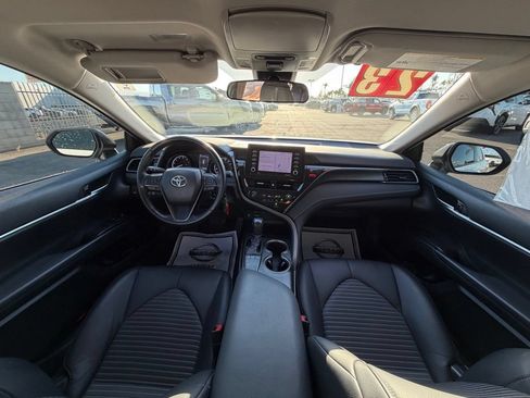 Used 2023 Toyota Camry SE FWD image 14
