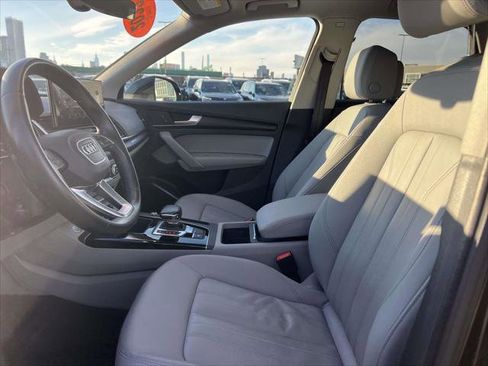 Used 2022 Audi Q5 2.0T Premium image 17