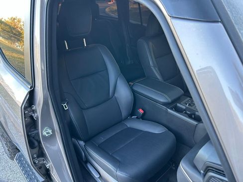 Used 2025 Toyota Land Cruiser image 15