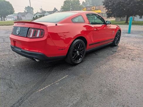 Used 2012 Ford Mustang Premium RWD image 6