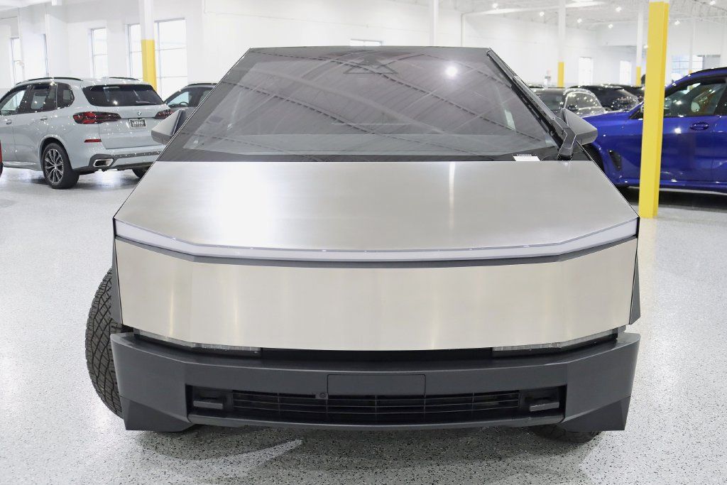 Used 2026 Tesla Cybertruck Cyberbeast AWD/4WD image 7