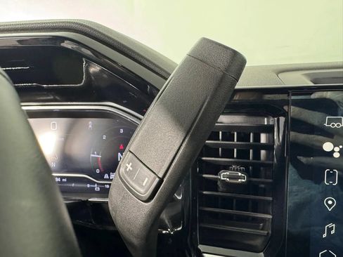 Used 2024 GMC Sierra 1500 SLT w/ X31 Off-Road Package AWD/4WD image 22