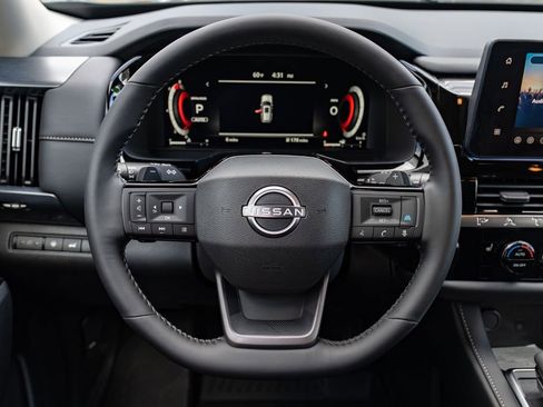 New 2026 Nissan Pathfinder SL AWD/4WD image 14