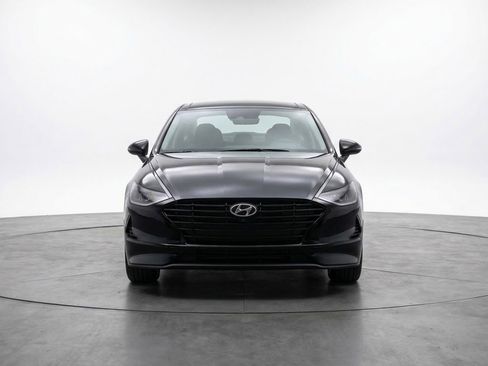 Used 2025 Hyundai Sonata SEL FWD image 2