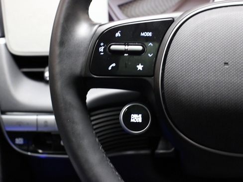 Used 2024 Hyundai Ioniq 5 Limited image 35