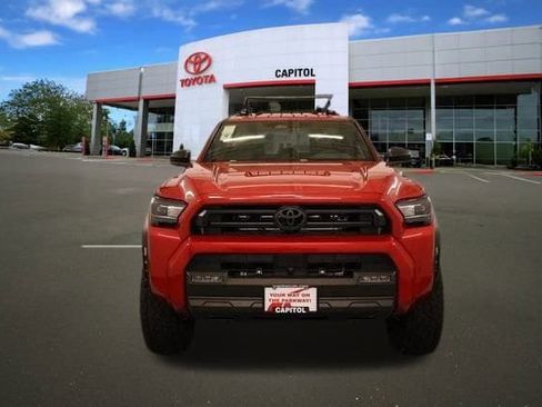 New 2025 Toyota 4Runner SR5 image 6