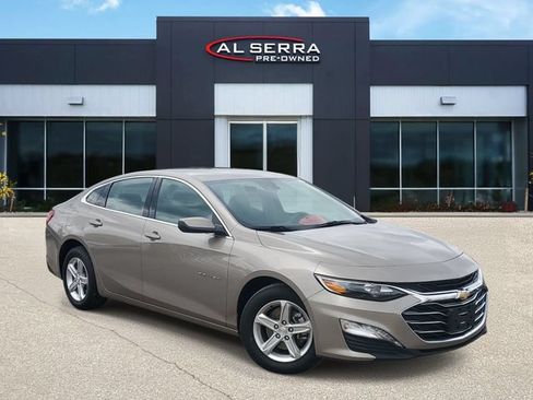 Used 2024 Chevrolet Malibu LT FWD image 1