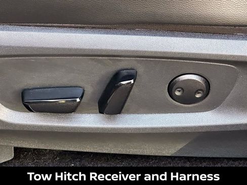 Certified 2025 Nissan Pathfinder SL w/ SL Premium Package image 21