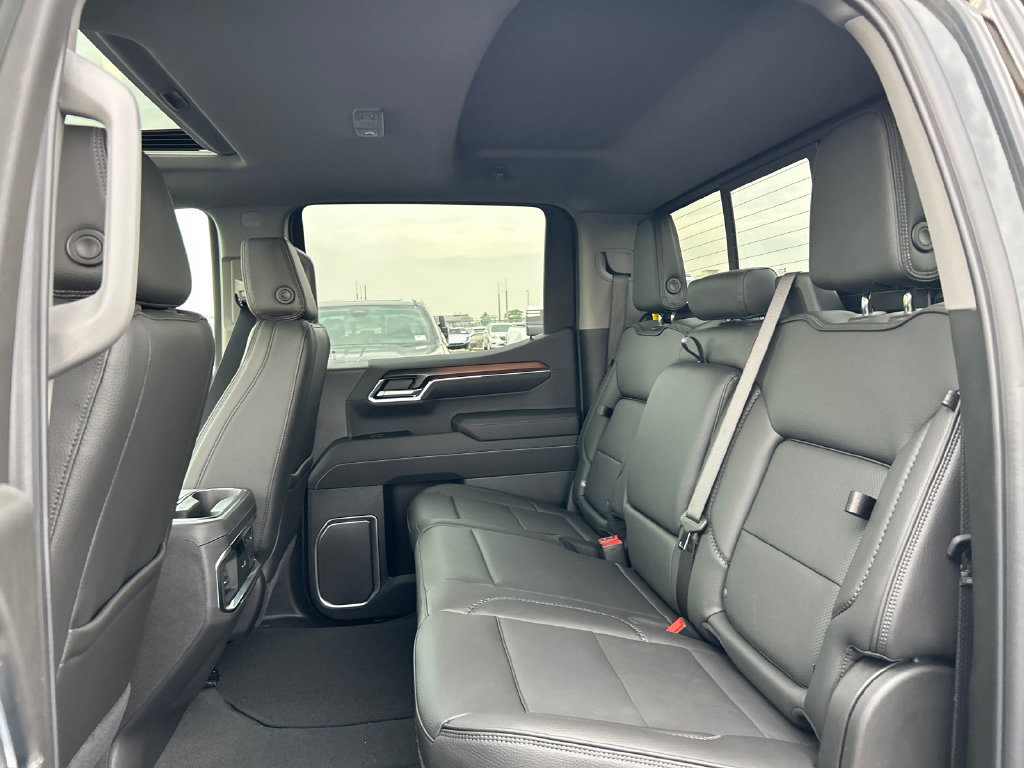 New 2026 GMC Sierra 1500 Denali w/ Denali Reserve Package AWD/4WD image 34