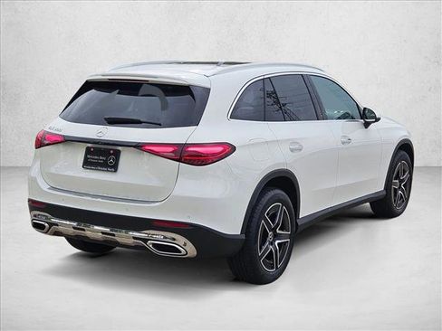 Certified 2026 Mercedes-Benz GLC 300 image 4