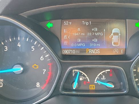 Used 2018 Ford Escape SE image 25