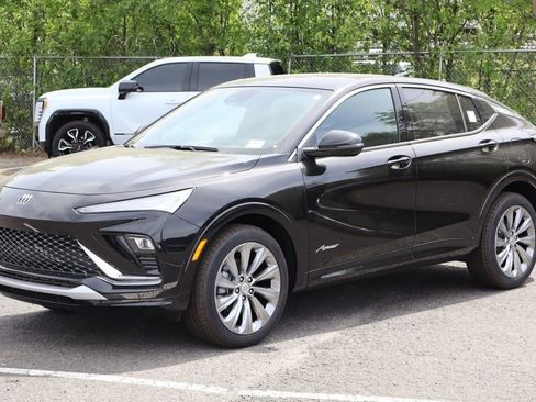 New 2026 Buick Envista Preferred FWD image 2