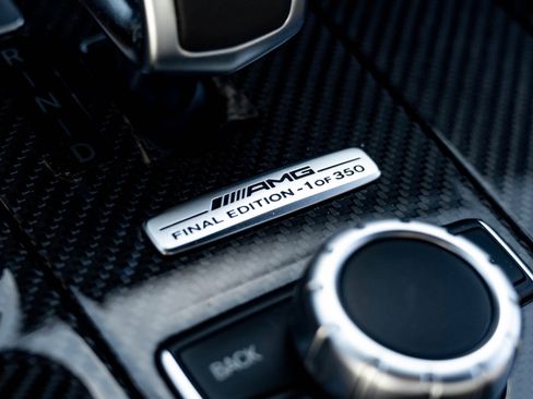 Used 2015 Mercedes-Benz SLS AMG GT Final Edition image 6
