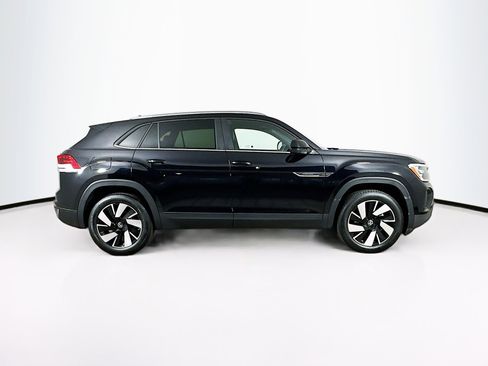 Used 2025 Volkswagen Atlas Cross Sport SE image 10