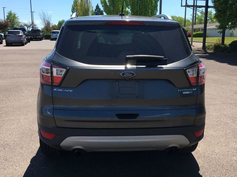 Used 2017 Ford Escape Titanium AWD/4WD image 5