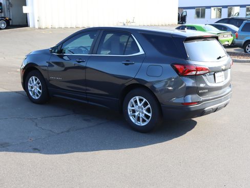 Used 2023 Chevrolet Equinox LT FWD image 8