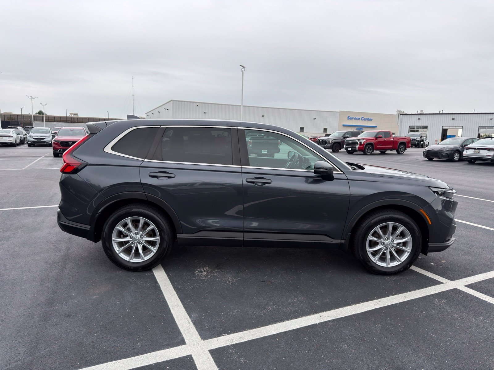 Used 2024 Honda CR-V EX image 7