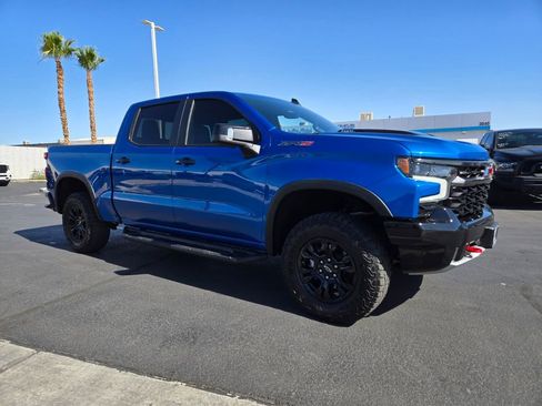 Used 2023 Chevrolet Silverado 1500 ZR2 w/ Technology Package AWD/4WD image 1