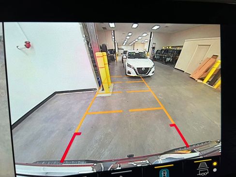 Used 2023 GMC Sierra 1500 Denali image 25