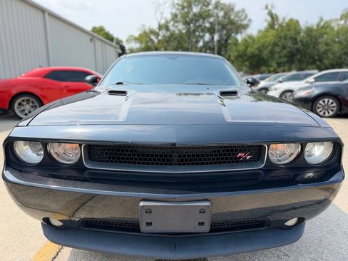 Used 2011 Dodge Challenger R/T RWD image 8