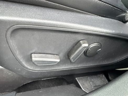 Used 2025 Ford Escape Platinum AWD/4WD image 20