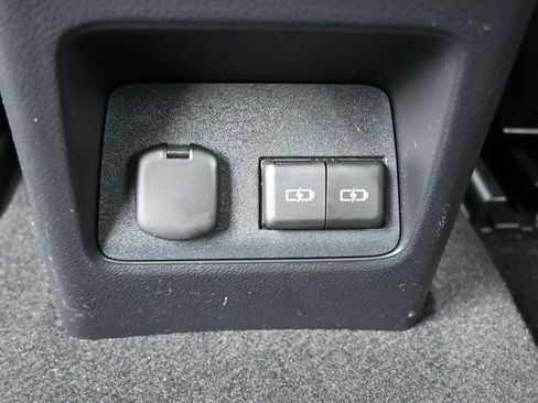 Used 2025 Lexus NX 250 FWD w/ Accessory Package (Z1) image 18