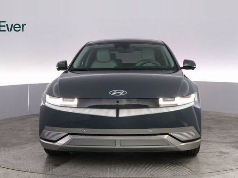Used 2024 Hyundai Ioniq 5 Limited image 3