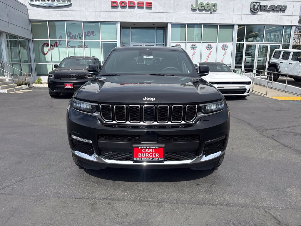 Used 2025 Jeep Grand Cherokee L Limited AWD/4WD image 2