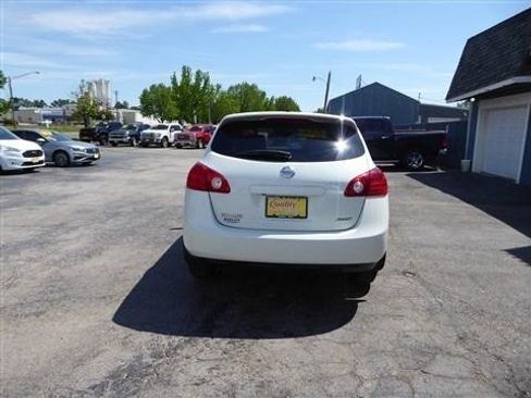 Used 2010 Nissan Rogue S w/ 360 Degree Value Pkg FWD image 8