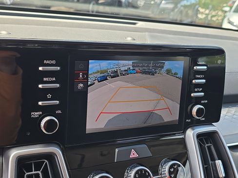 Certified 2023 Kia Sorento LX FWD image 23