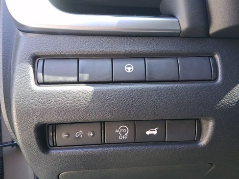 New 2026 Nissan Rogue SV image 27