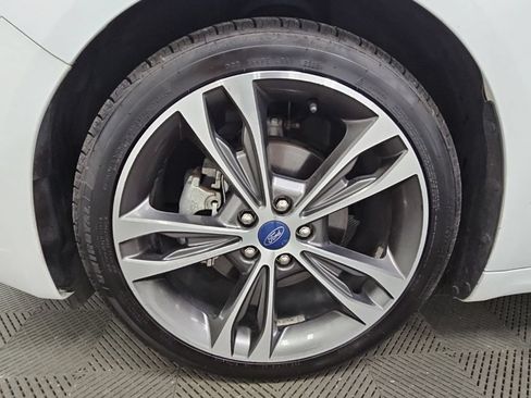 Used 2019 Ford Fusion Titanium AWD/4WD image 42