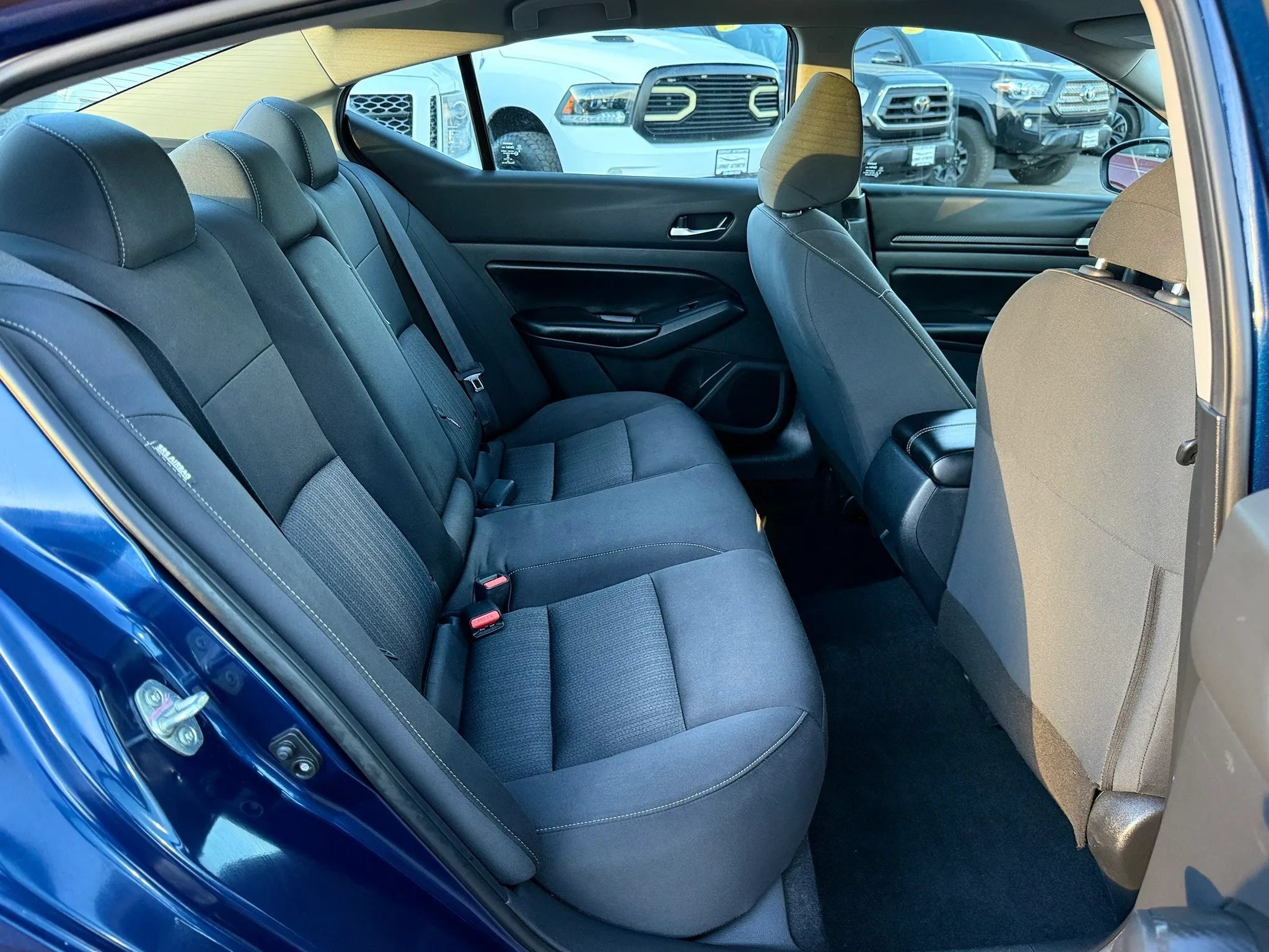 Used 2022 Nissan Altima 2.5 S FWD image 18