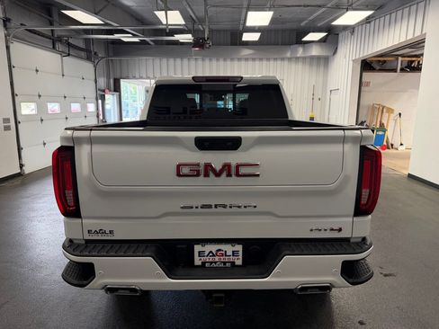 Used 2023 GMC Sierra 1500 AT4 w/ AT4 Preferred Package AWD/4WD image 4