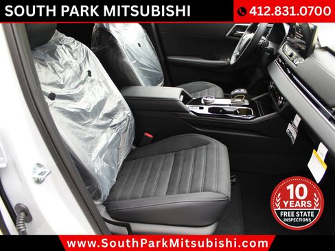New 2026 Mitsubishi Outlander LE AWD/4WD image 14